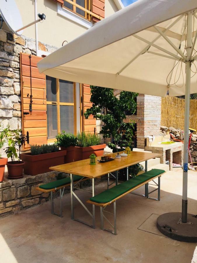 Villa Duboka, Otok Vis Komiža Екстериор снимка